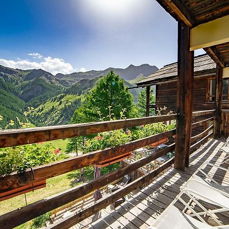 Hotel Le Grand Tetras Saint-Vérand Zewnętrze zdjęcie